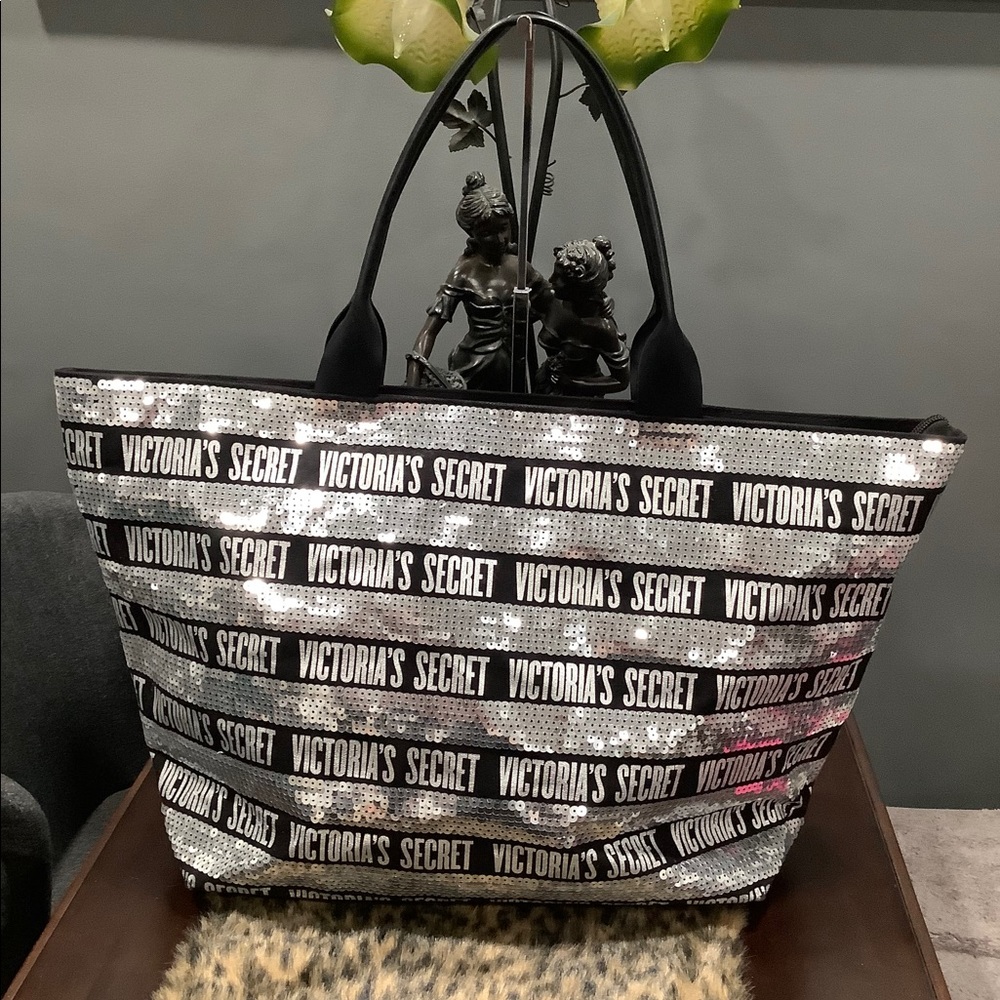VICTORIAS SECRET SEQUENCE BAG